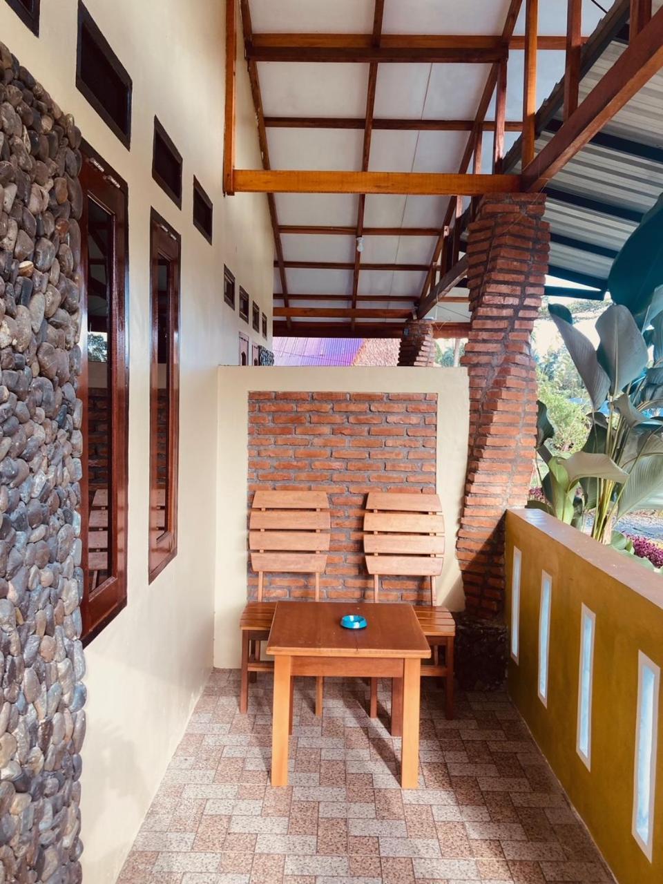 R5 Keramba Inn Bukit Lawang Eksteriør billede