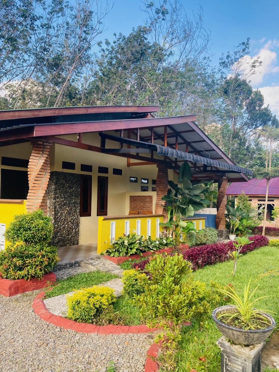 R5 Keramba Inn Bukit Lawang Eksteriør billede